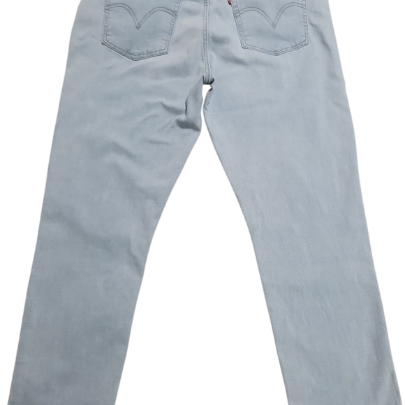 Levi's Women's Boyfriend Mid-Rise  Lapis Med Wash Jeans Size 32 (34×27) Stretch - Picture 4 of 14